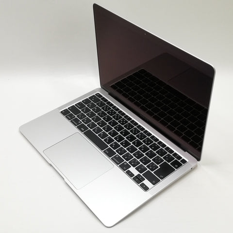 MacBook Air M1 / 13インチ / Mid2020 / 8GB / 256GB / シルバー / ランク:C / MGN93J/A 【管理番号:32718】