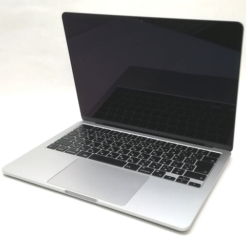 MacBook Air M2 / 13インチ / 2022 / 8GB / 256GB / シルバー / ランク:B / MLXY3J/A / 【中古品管理番号:37240】