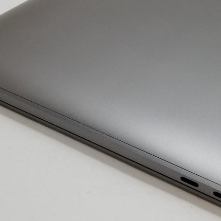 MacBook Pro M1 / 13インチ / 2020 / 16GB / 256GB / スペースグレイ / ランク:C / MYD82J/A / 【中古品管理番号:37335】