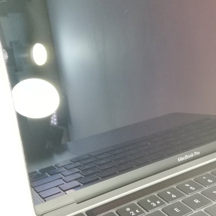 MacBook Pro M1 / 13インチ / 2020 / 16GB / 256GB / スペースグレイ / ランク:C / MYD82J/A / 【中古品管理番号:37335】