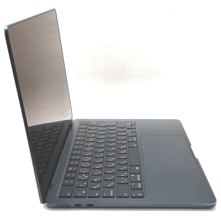 MacBook Air M2 / 13インチ / 2022 / 8GB / 256GB / ミッドナイト / ランク:B / MLY33J/A / 【中古品管理番号:37414】