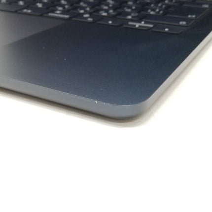 MacBook Air M2 / 13インチ / 2022 / 8GB / 512GB / ミッドナイト / ランク:B / MLY33J/A / 【中古品管理番号:37463】