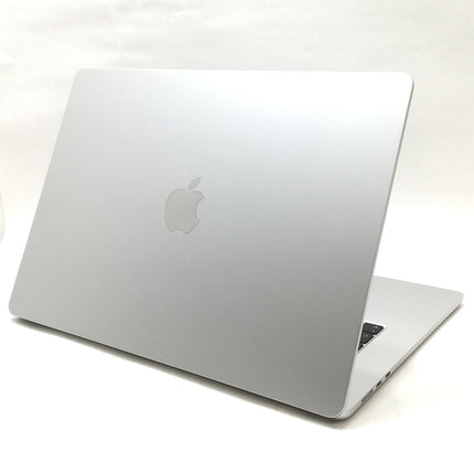 MacBook Air M2 / 15インチ / 2023 / 8GB / 512GB / シルバー / ランク:A / MQKT3J/A / 【中古品管理番号:37479】
