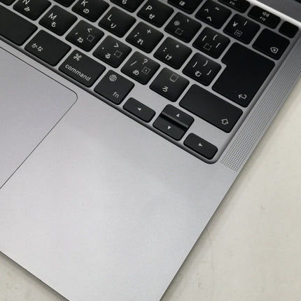 MacBook Air M1 / 13インチ / Mid2020 / 8GB / 256GB / スペースグレイ / ランク:B / MGN63J/A / 【中古品管理番号:37543】