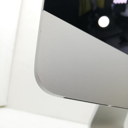 iMac Retina 5K / 27インチ / 2017 / 8GB / 1TB / シルバー / ランク:B / MNEA2J/A / 【中古品管理番号:37651】