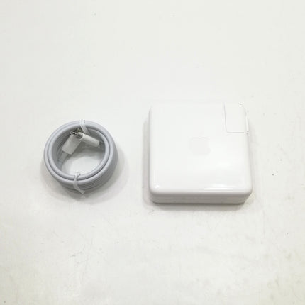 MacBook Pro Touch Bar / 16インチ / 2019 / 64GB / 512GB / スペースグレイ / ランク:B / MVVJ2J/A / 【中古品管理番号:30992】