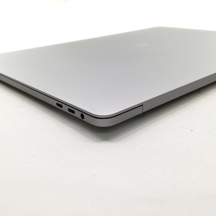 MacBook Pro Touch Bar 15インチ / 2018 / 32GB / 1TB / スペースグレイ / ランク:D / MR942J/A 【管理番号:31576】