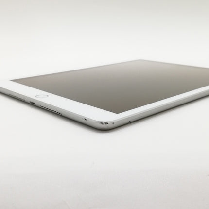 iPad Cellularモデル 10インチ / 第8世代 / 2020 / 32GB / シルバー / ランク:B / MYMJ2J/A 【管理番号:32156】
