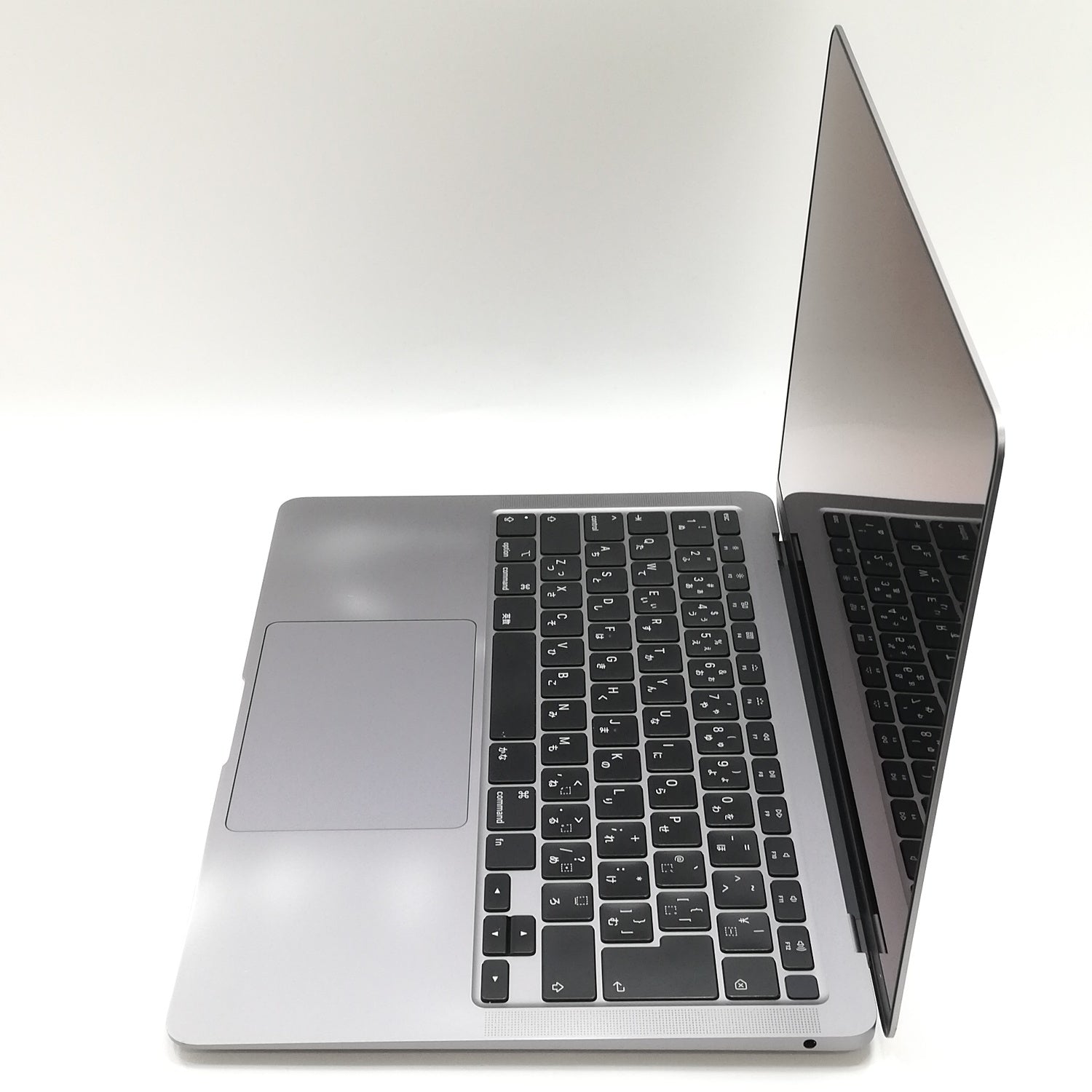 MacBook Air Retina Display 13インチ / 2020 / 16GB / 256GB 