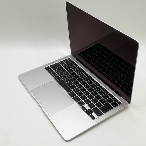 MacBook Air M1 / 13インチ / Mid2020 / 8GB / 256GB / シルバー / ランク:A / MGN93J/A / 【管理番号:32774】