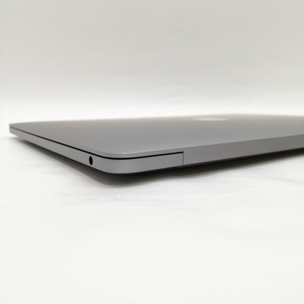 MacBook Pro M1 / 13インチ / Mid2020 / 8GB / 512GB / スペースグレイ / ランク:C / MYD92J/A / 【管理番号:32815】