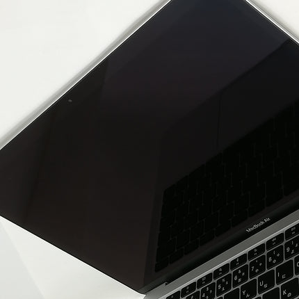 MacBook Air M1 / 13インチ / Mid2020 / 8GB / 512GB / シルバー / ランク:C / MGNA3J/A / 【管理番号:32844】