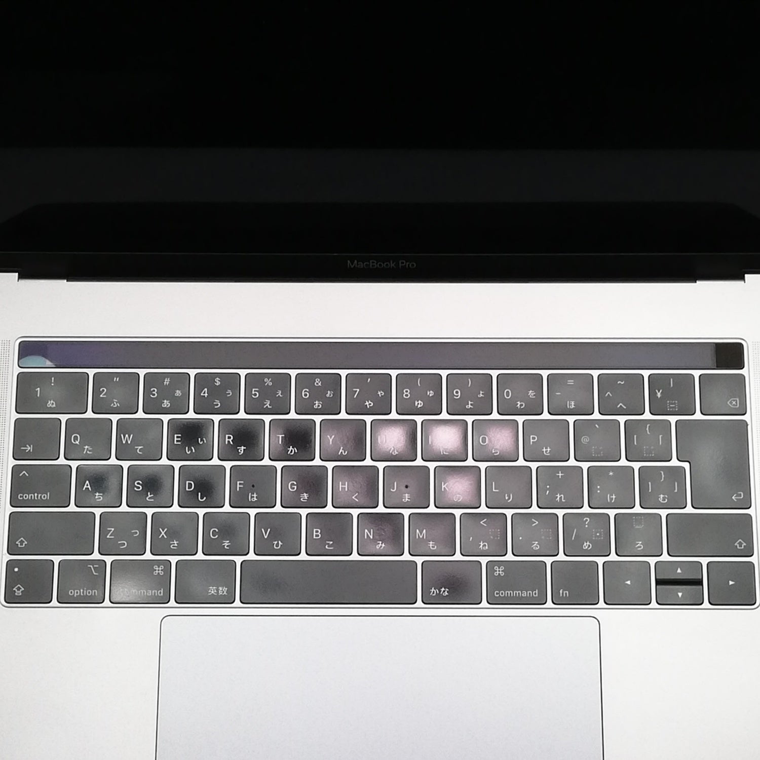 MacBook 中古 販売】MacBook Pro Touch Bar / 15インチ / 2018 / 16GB ...