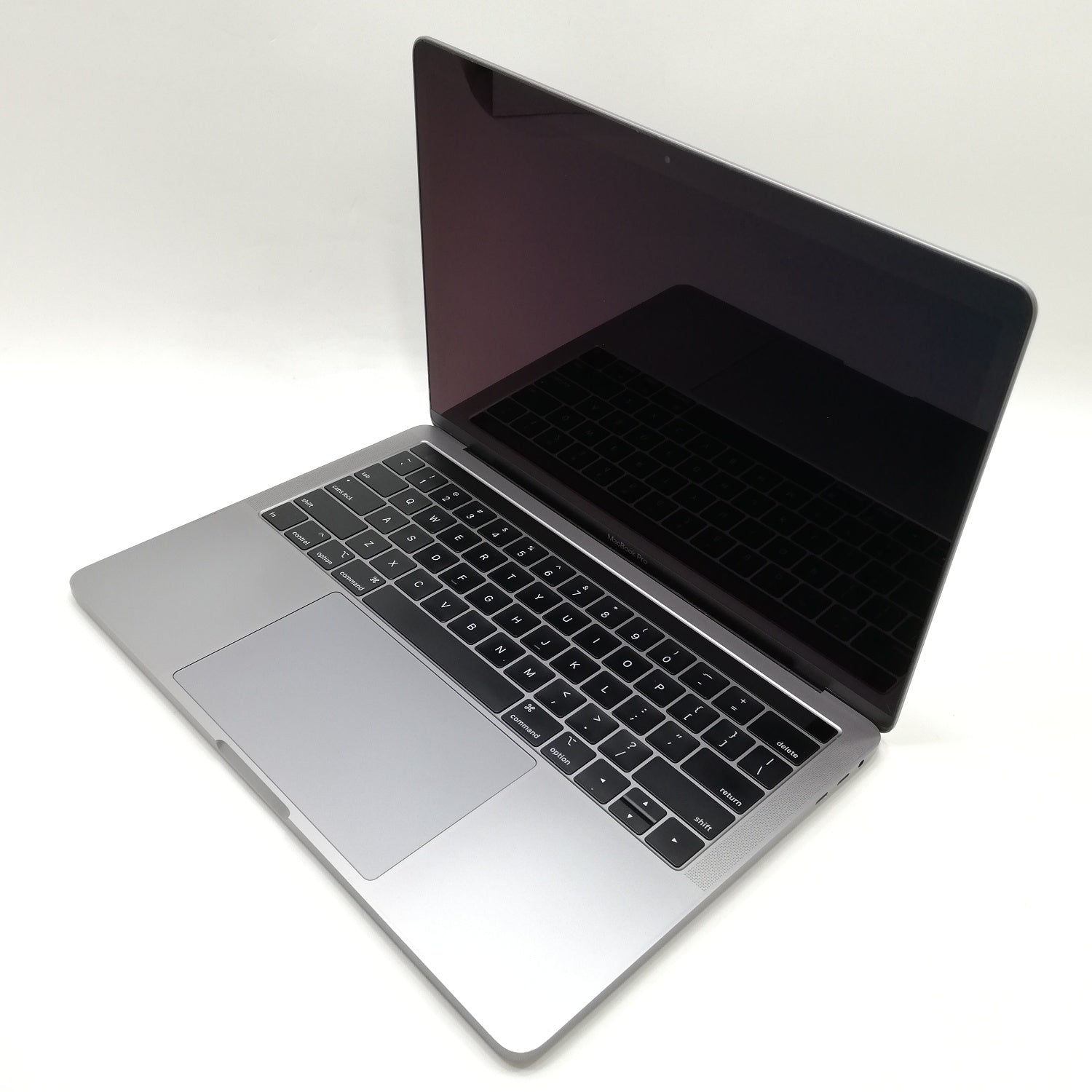 MacBook 中古 販売】MacBook Pro Touch Bar / 13インチ / 2018 / 16GB ...