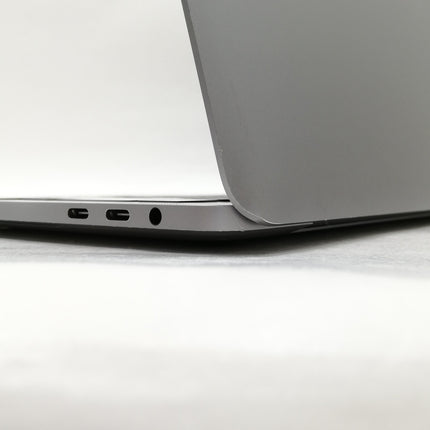 MacBook Pro Touch Bar / 13インチ / 2020 / 32GB / 512GB / スペースグレイ / ランク:C / MWP42J/A / 【管理番号:33327】
