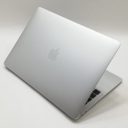 MacBook Air M1 / 13インチ / Mid2020 / 8GB / 512GB / シルバー / ランク:A / MGNA3J/A / 【管理番号:33379】