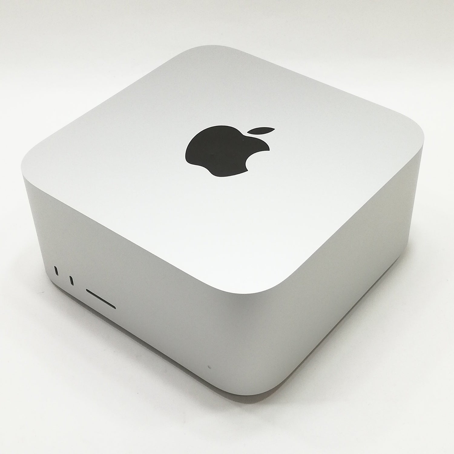 Mac Studio / 2022 / 64GB / 1TB / シルバー / ランク:A / MJMW3J/A / 【中古品管理番号:33432】