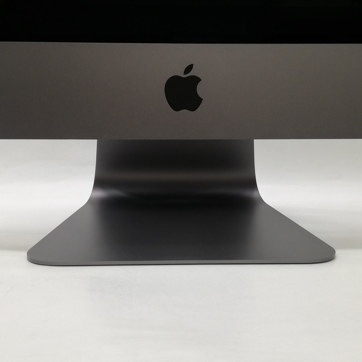 iMac 中古 販売】iMac Pro / 27インチ / 2017 / 128GB / 2TB / スペースグレイ / ランク:C /  MHLV3J/A / 【管理番号:33781】｜Mac専門店 秋葉館【中古Mac】【中古iPad】【中古iPhone】販売中！