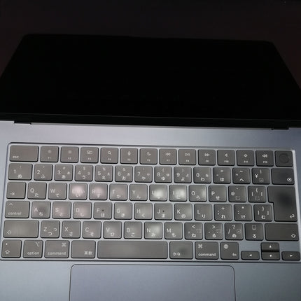 MacBook Air M2 / 15インチ / 2023 / 16GB / 1TB / ミッドナイト / ランク:B / MQKX3J/A / 【中古品管理番号:34214】