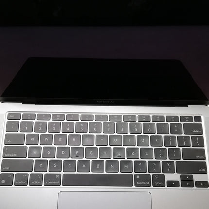 MacBook Air M1 / 13インチ / Mid2020 / 16GB / 1TB / スペースグレイ / ランク:B / MGN73J/A / 【中古品管理番号:34263】