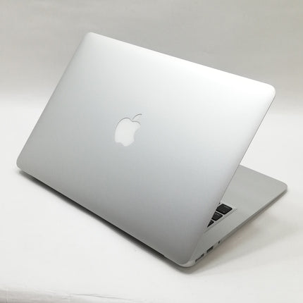 【週末限定特価！】MacBook Air / 13インチ / Mid 2013 / 4GB / 256GB / シルバー / ランク:C / MD761J/A / 【中古品管理番号:34320】