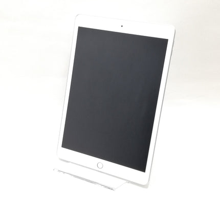 iPad / Wi-Fiモデル / 10インチ / 第8世代 / 2020 / 32GB / シルバー / ランク:B / MYLA2J/A / A2270 【中古品管理番号:34476】