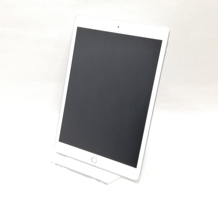 iPad / Wi-Fiモデル / 10インチ / 第8世代 / 2020 / 32GB / シルバー / ランク:B / MYLA2J/A / A2270 【中古品管理番号:34479】