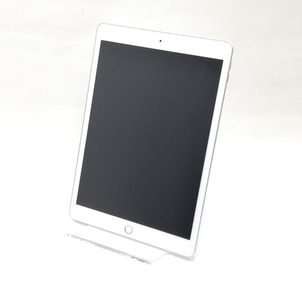 iPad / Wi-Fiモデル / 10インチ / 第8世代 / 2020 / 32GB / シルバー / ランク:A / MYLA2J/A / A2270 【中古品管理番号:34487】