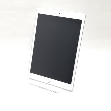 iPad / Wi-Fiモデル / 10インチ / 第8世代 / 2020 / 32GB / シルバー / ランク:A / MYLA2J/A / A2270 【中古品管理番号:34489】