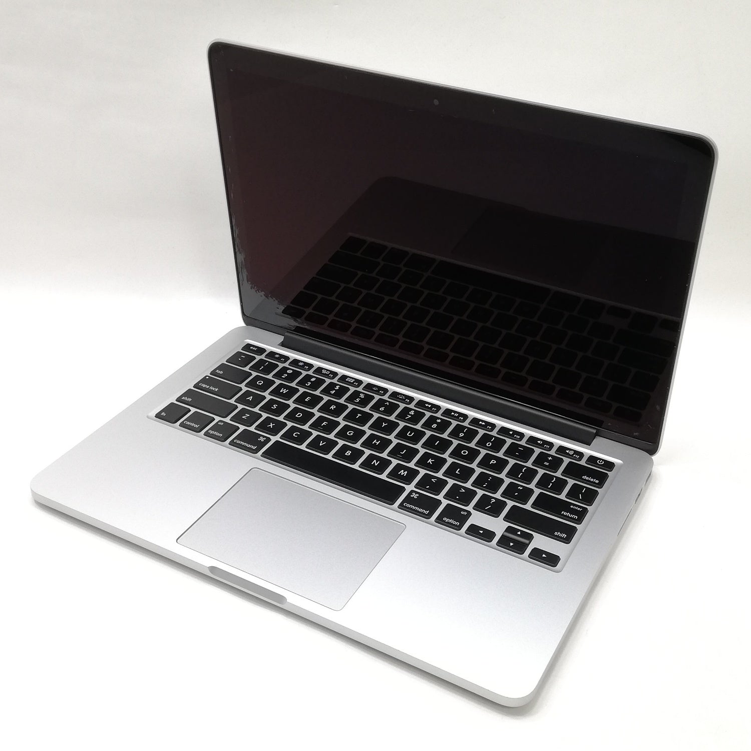 MacBook Pro Retina Display / 13インチ / Early 2015 / 8GB / 128GB / シルバー / ランク:C / MF839J/A / 【中古品管理番号:34759】