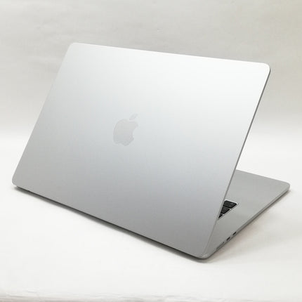 MacBook Air M2 / 15インチ / 2023 / 8GB / 256GB / シルバー / ランク:A / MQKR3J/A / 【中古品管理番号:35195】