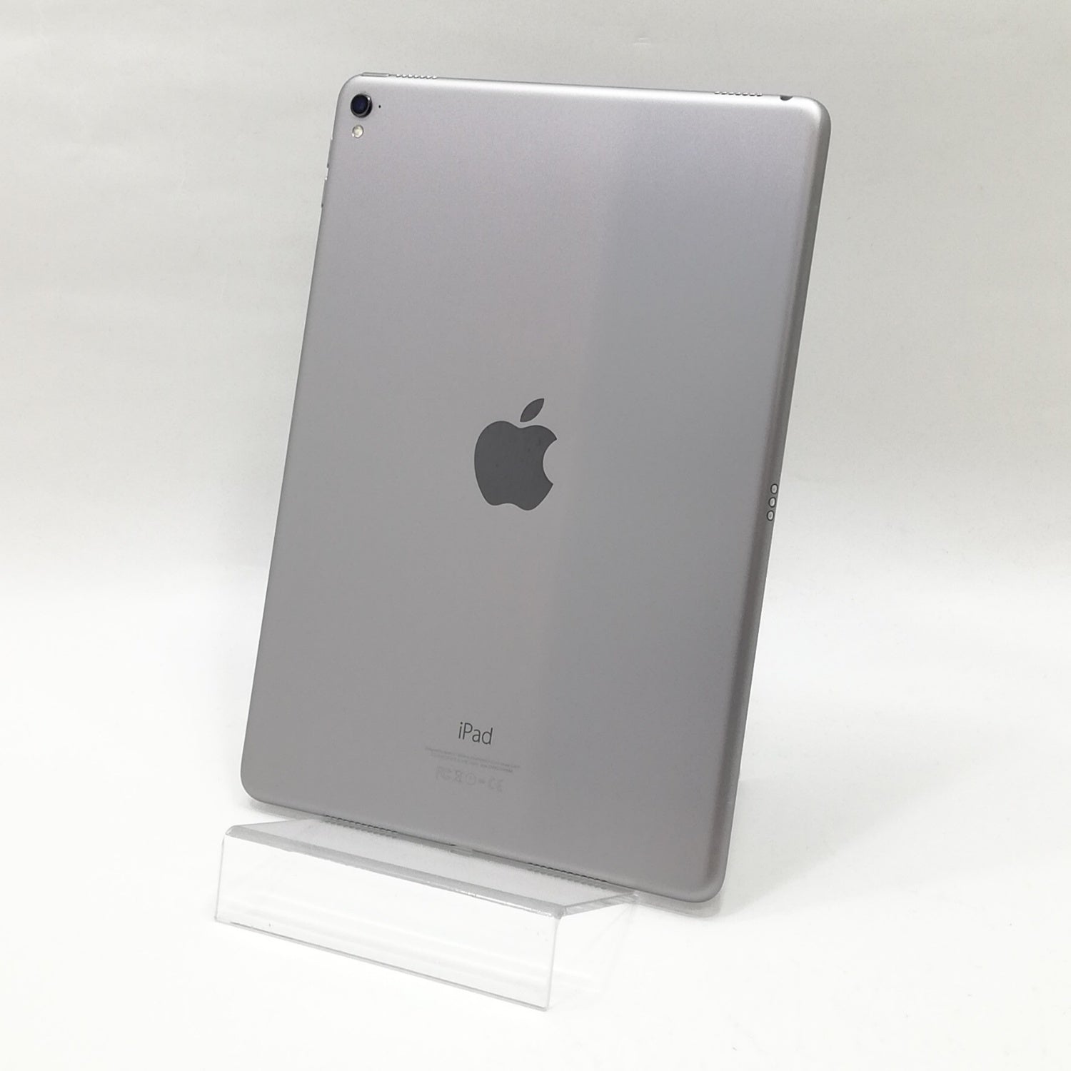 iPad Pro Wi-Fiモデル / 9インチ / 2016 / 256GB / スペースグレイ / ランク:C / MLMY2J/A / A1673 【中古品管理番号:35442】