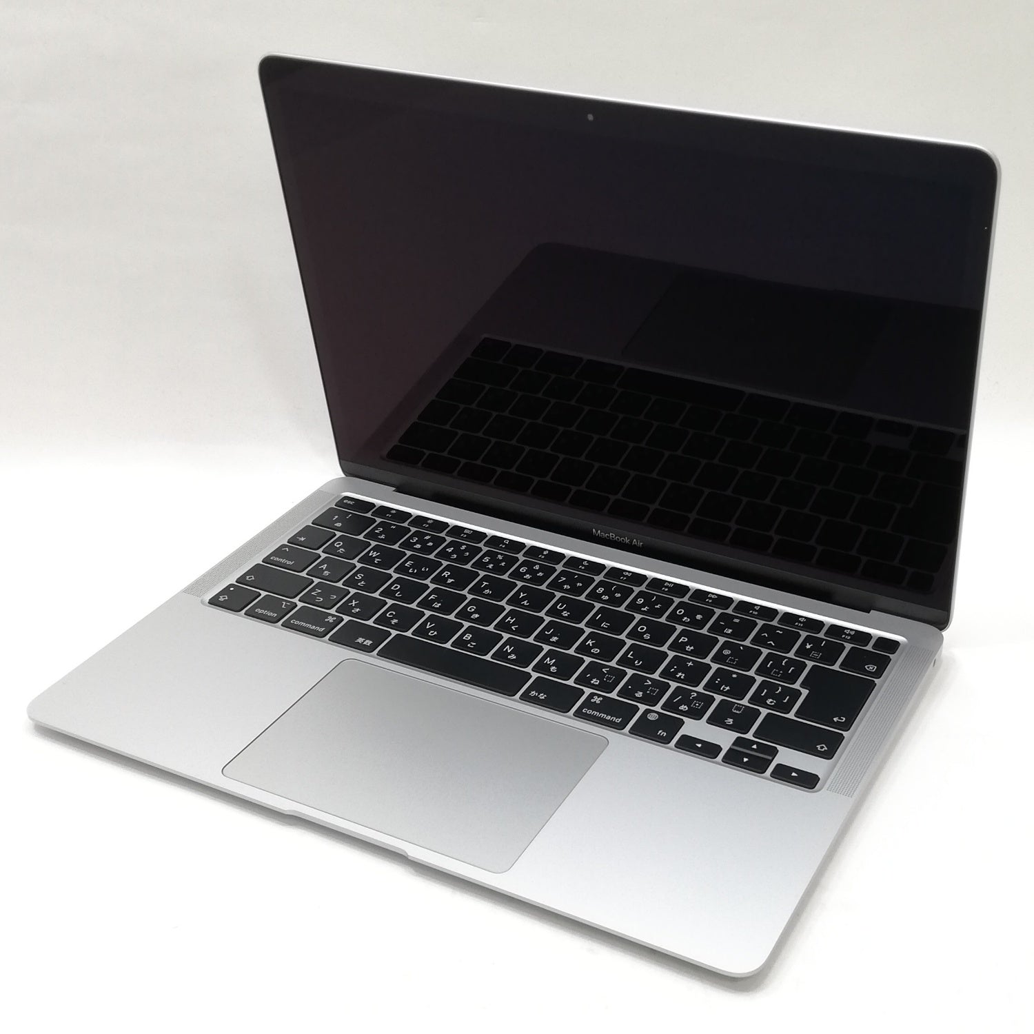 MacBook Air M1 / 13インチ / Mid2020 / 8GB / 256GB / シルバー / ランク:B / MGN93J/A / 【中古品管理番号:35536】