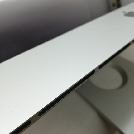 iMac Retina 5K / 27インチ / 2017 / 64GB / 1TB / シルバー / ランク:C / MNEA2J/A / 【中古品管理番号:35661】