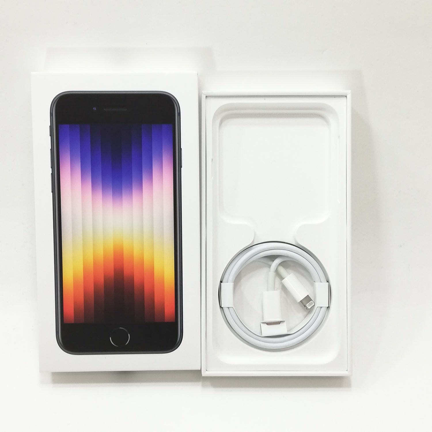 iPhone 中古 販売】iPhone SE 第3世代 / 2022 / 128GB iPhone 中古 販売】iPhone SE 第3世代 / 2022 / 128GB