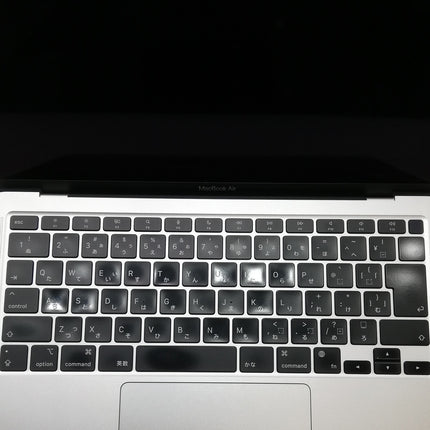MacBook Air M1 / 13インチ / Mid2020 / 8GB / 256GB / シルバー / ランク:B / MGN93J/A / 【中古品管理番号:36034】
