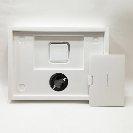 MacBook Pro M3Pro / 14インチ / 2023 / 18GB / 512GB / スペースブラック / ランク:B / MRX33J/A / 【中古品管理番号:36049】