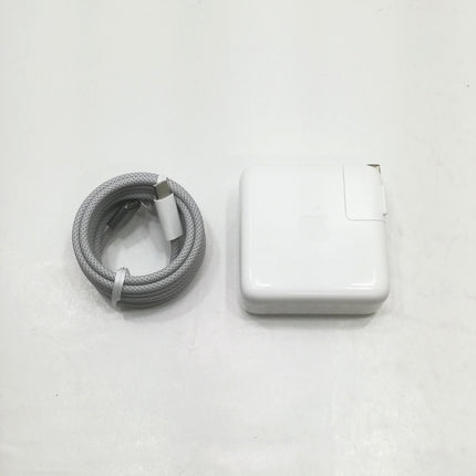 MacBook Pro M3 / 14インチ / 2023 / 8GB / 1TB / スペースグレイ / ランク:B / MTL83J/A / 【中古品管理番号:36056】
