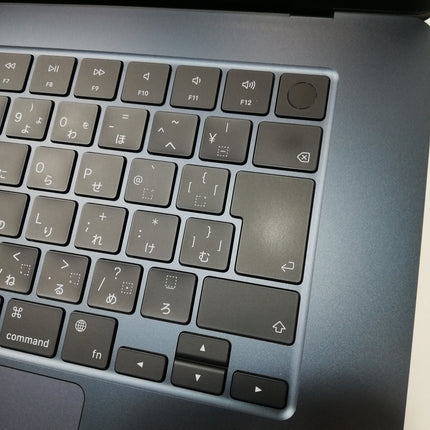 MacBook Air M3 / 15インチ / 2024 / 16GB / 512GB / ミッドナイト / ランク:B / MXD43J/A / 【中古品管理番号:36072】