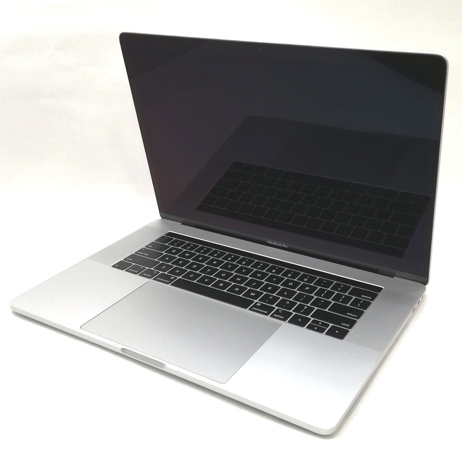 【週末限定特価】MacBook Pro Touch Bar / 15インチ / 2018 / 16GB / 512GB / シルバー / ランク:B / MR972J/A / 【中古品管理番号:36076】