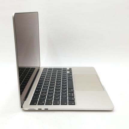 MacBook Air M2 / 13インチ / 2022(2024) / 16GB / 256GB / スターライト / ランク:A / MC7W4J/A / 【中古品管理番号:36085】