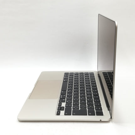 MacBook Air M2 / 13インチ / 2022(2024) / 16GB / 256GB / スターライト / ランク:A / MC7W4J/A / 【中古品管理番号:36085】
