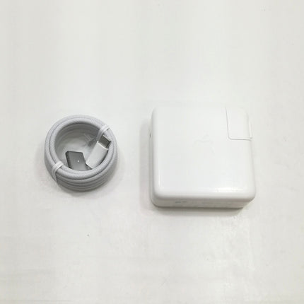 MacBook Pro M1 Pro / 14インチ / 2021 / 16GB / 512GB / スペースグレイ / ランク:B / MKGP3J/A / 【中古品管理番号:36112】