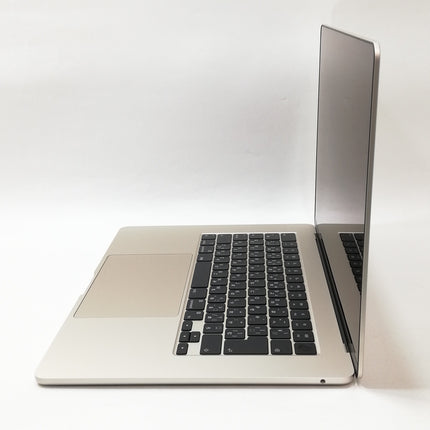 MacBook Air M3 / 15インチ / 2024 / 16GB / 512GB / スターライト / ランク:A / MXD33J/A / 【中古品管理番号:36143】