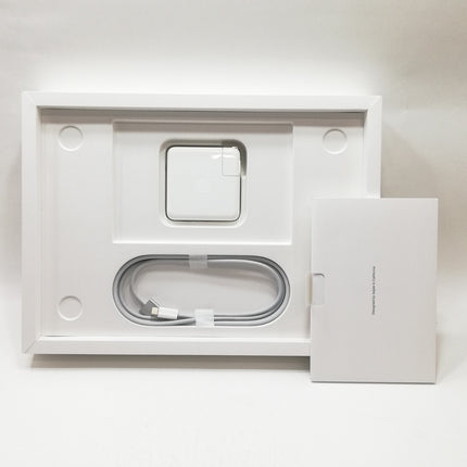 MacBook Pro M1 Pro / 14インチ / 2021 / 16GB / 512GB / スペースグレイ / ランク:B / MKGP3J/A / 【中古品管理番号:36153】