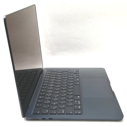 MacBook Air M3 / 13インチ / 2024 / 16GB / 256GB / ミッドナイト / ランク:A / MC8K4J/A / 【中古品管理番号:36157】