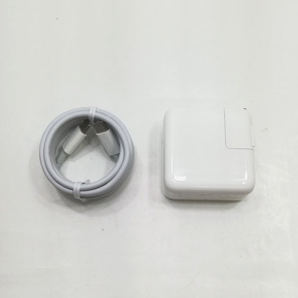 MacBook Air M1 / 13インチ / Mid2020 / 8GB / 256GB / MacBook Air (M1) / ランク:B / MGN63J/A / 【中古品管理番号:36173】