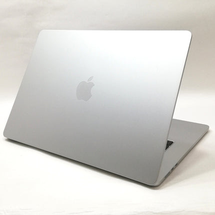 MacBook Air M3 / 15インチ / 2024 / 8GB / 256GB / シルバー / ランク:B / MRYP3J/A / 【中古品管理番号:36182】