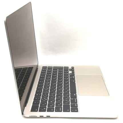 MacBook Air M2 / 13インチ / 2022 / 16GB / 256GB / スターライト / ランク:B / MLY13J/A / 【中古品管理番号:36207】