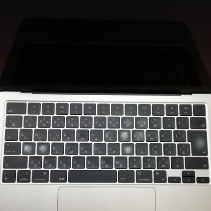 MacBook Air M2 / 13インチ / 2022 / 16GB / 256GB / スターライト / ランク:B / MLY13J/A / 【中古品管理番号:36207】